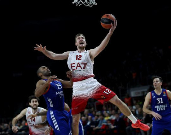 Dragić prelazi iz Milana u Efes!