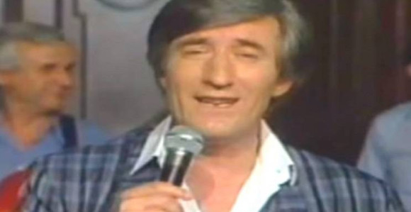 Na današnji dan rođen je kralj kafane Toma Zdravković!