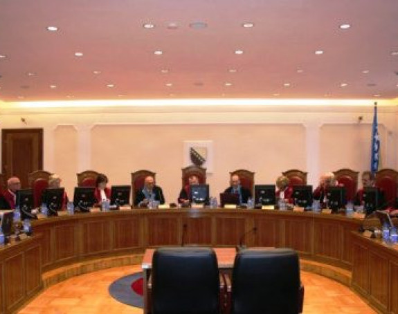 Ni novi zakon neće 'otjerati' strane sudije