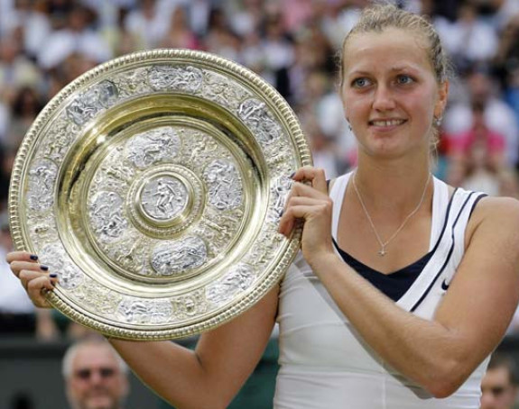 Teniska šampionka ubodena nožem!