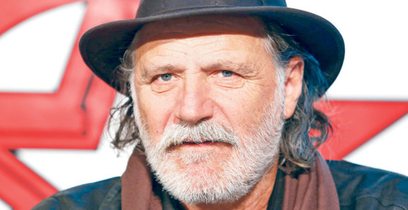 Umalo da strada od fena za kosu