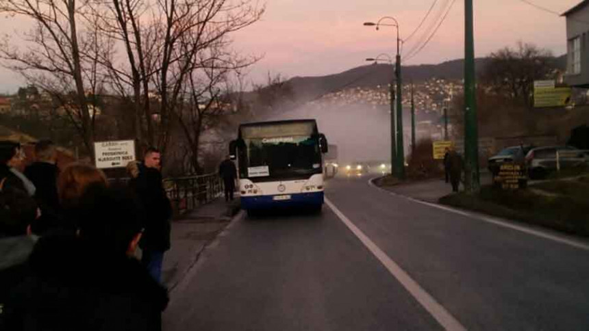 “Центротрансов” аутобус запалио се у току вожње