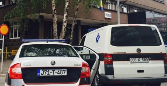 Velika policijska akcija: Uhapšeno dvadeset osoba