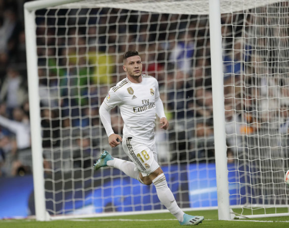 Luka Jović seli u Vest Hem?!