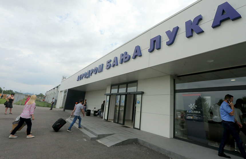 Šta je američki avion dovezao u Mahovljane