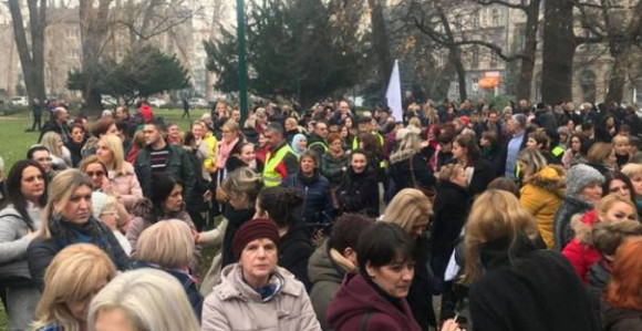 Mirno okupljanje zdravstvenih radnika u SA