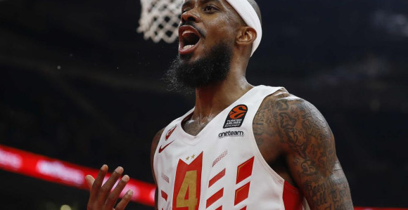Crvena Zvezda pobedila Olimpijakos
