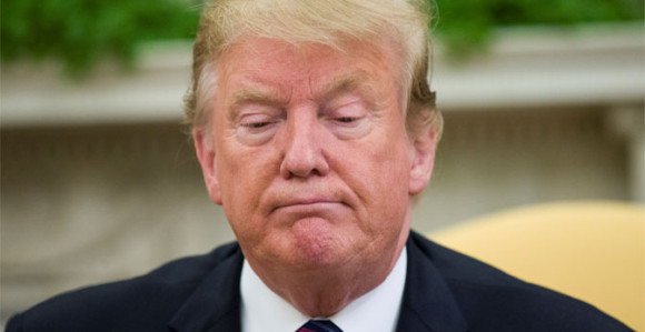 Трамп тражи да се покрене поступак опозива у Сенату