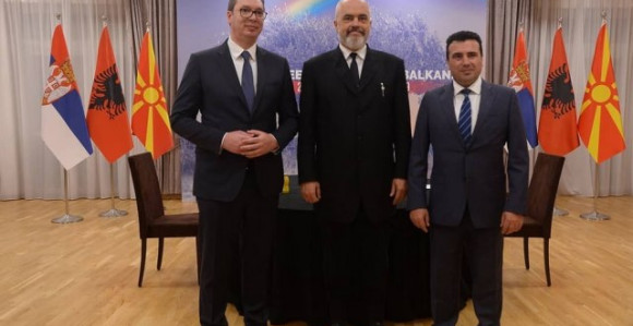 Vučić u Tirani, sastao se s Ramom i Zaevim
