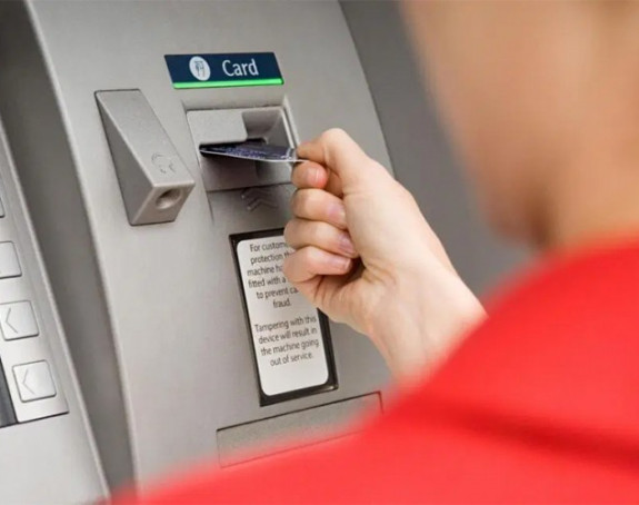 Банке приморане да искључују банкомате ноћу