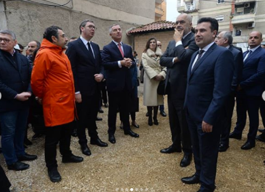 Aleksandar Vučić obišao je jutros Drač
