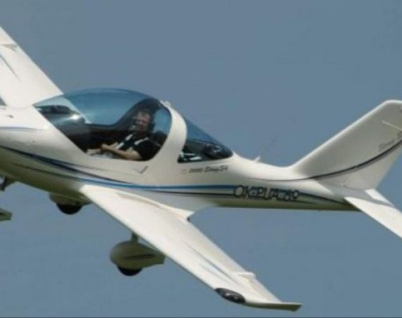 Srušio se avion u Alpima, poginuo pilot