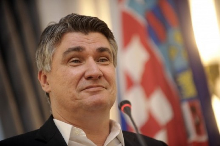 Anketni rezultati: Zoran Milanović za sada prvi