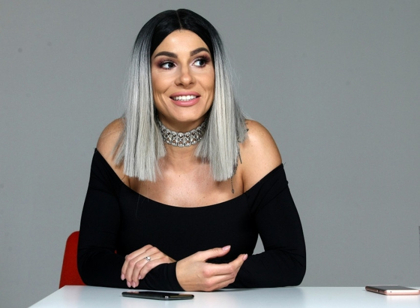 Posle Lepe Brene, po ovoj pevačici prave lutku!