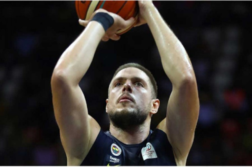 Štimac zvanično u Zvezdi