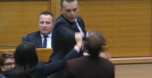 SDS pokrenuo inicijativu za smjenu Lukača