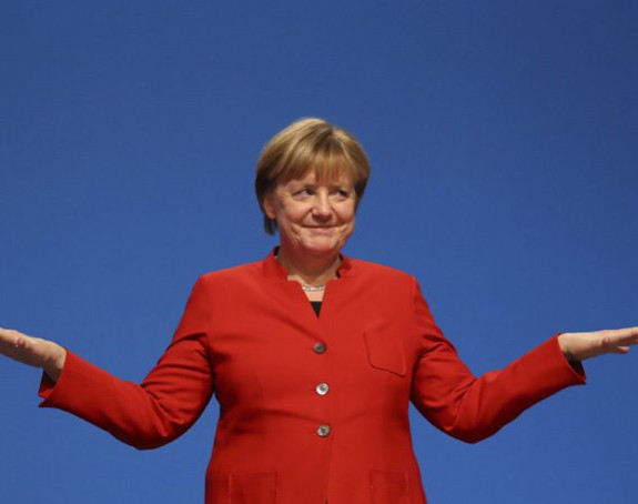 Ангела Меркел, сто пута отписана - и даље присутна