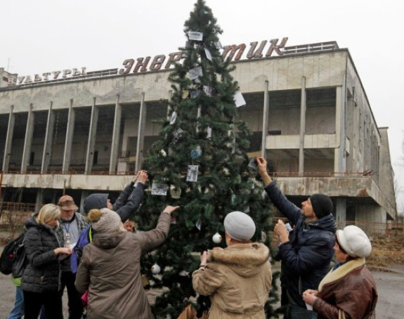U Pripjatu jelka okićena nakon 33 godine!