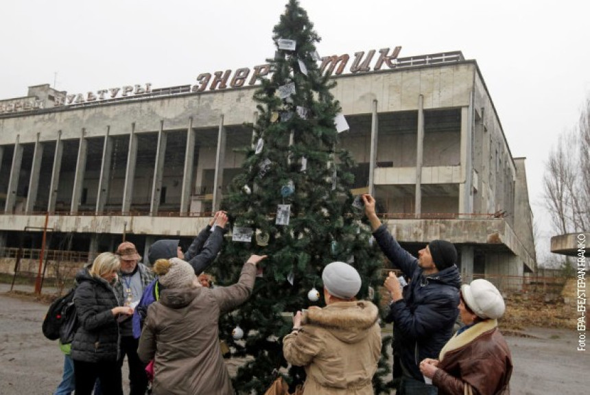 U Pripjatu jelka okićena nakon 33 godine!