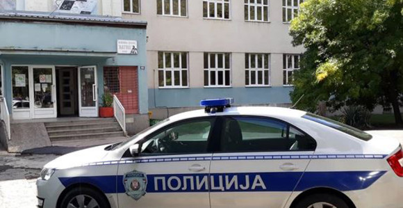 Mladić pretučen, policija privela osumnjičene