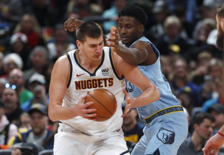 Maestralno veče Nikole Jokića (VIDEO)