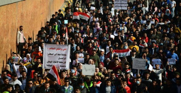 Ambasada SAD u plamenu, u zgradu ušli demonstranti