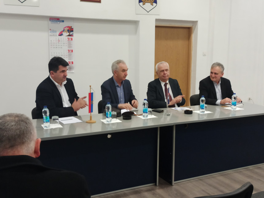 Šarović: Raditi od jutra do mraka sa građanima