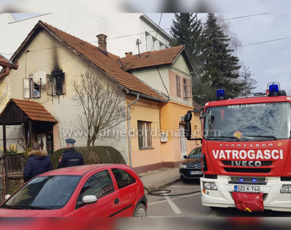 Евакуисан старац из куће захваћене пожаром у ПД