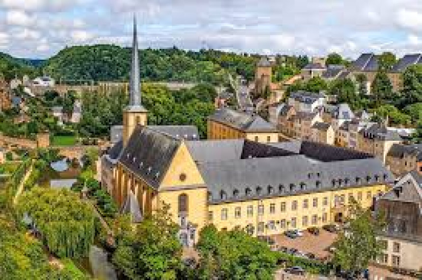 Власти Луксембурга уводе бесплатан јавни превоз