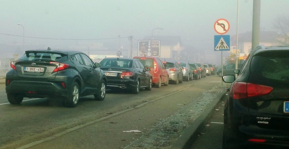 Gužva na izlazu iz BiH na prelazu Gradiška