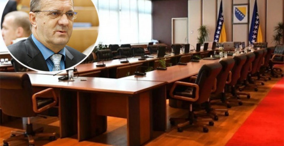 Komisija sutra odlučuje o izboru Mlađana Božovića