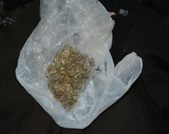 Uhapšena jedna osoba, pronađena droga u Gradišci