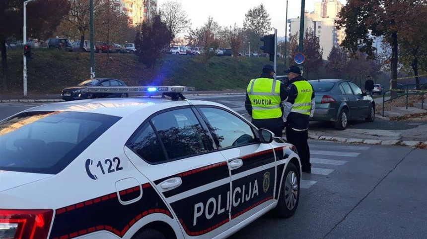 Udes u Tuzli: Vozač zadobio teške povrede