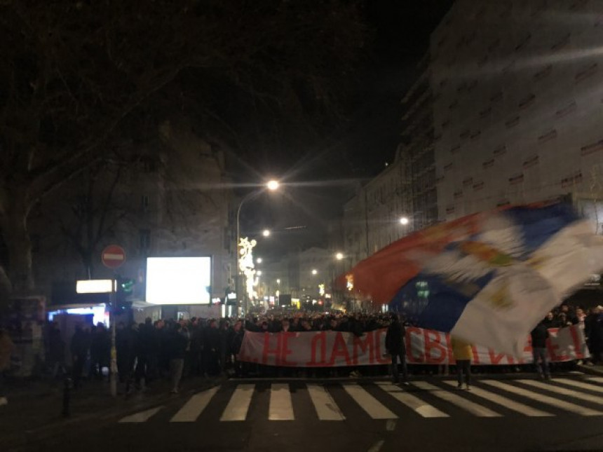 Završen protest Delija ispred Ambasade Crne Gore