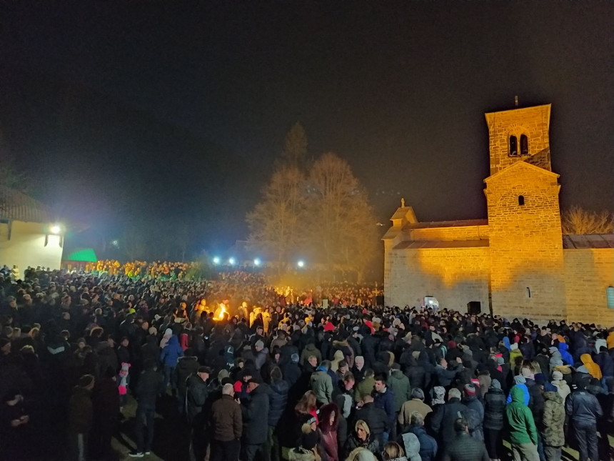 I večeras masovni protesni skupovi u Crnoj Gori