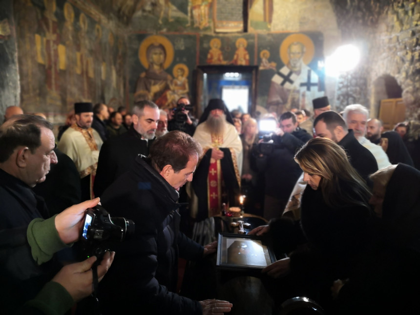 Sahranjena majka Bogoljuba Karića