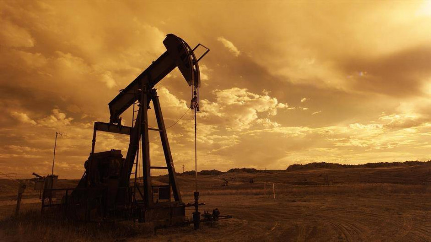 Skok cijene nafte nakon napada na američke baze