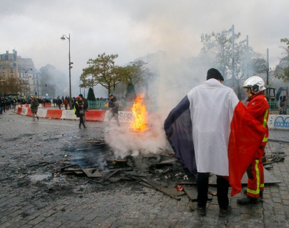 Sukobi policije i demonstranata širom Francuske
