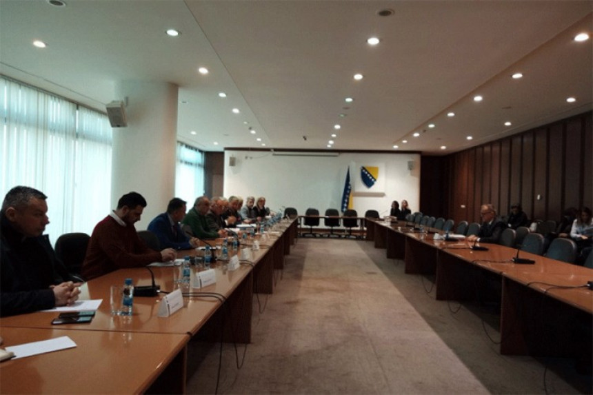 SDA, SNSD i HDZ sutra o podršci Mlađenu Božoviću