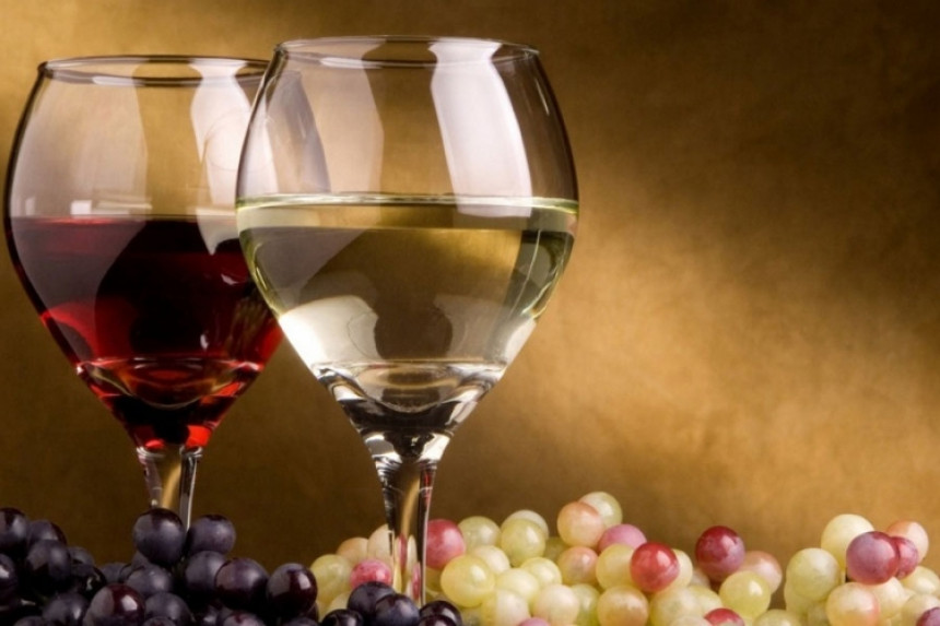 Највећа винска чаша на свету продаје се у Јужној Кореји!