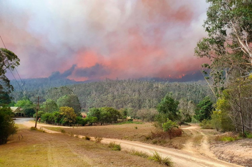 НАСА: Дим из Аустралије ће обићи Земљу