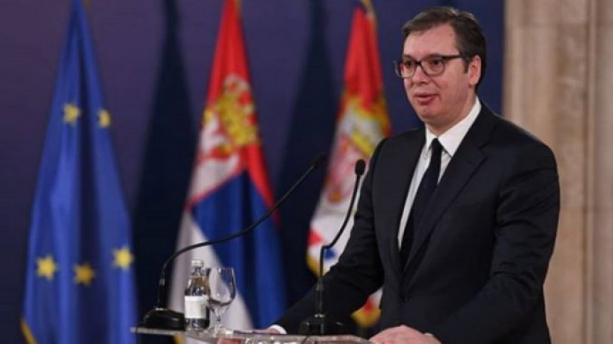 Власти Црне Горе морају да воде разговор о закону