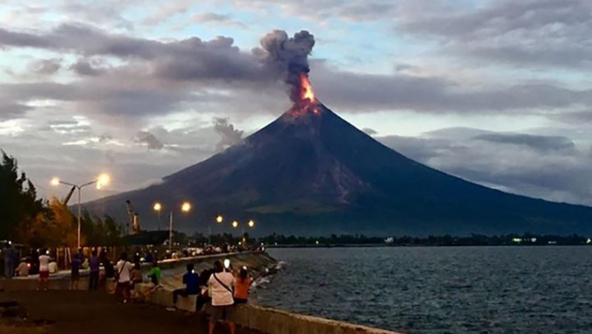 Broje se žrtve od erupcije vulkana na Filipinima