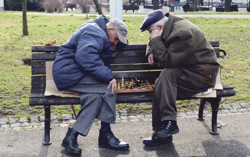 Лош однос броја пензионера и радника у Српској