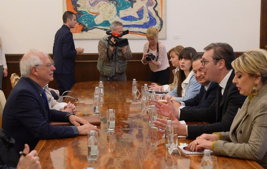 Šef Evropske unije razgovarao sa Vučićem