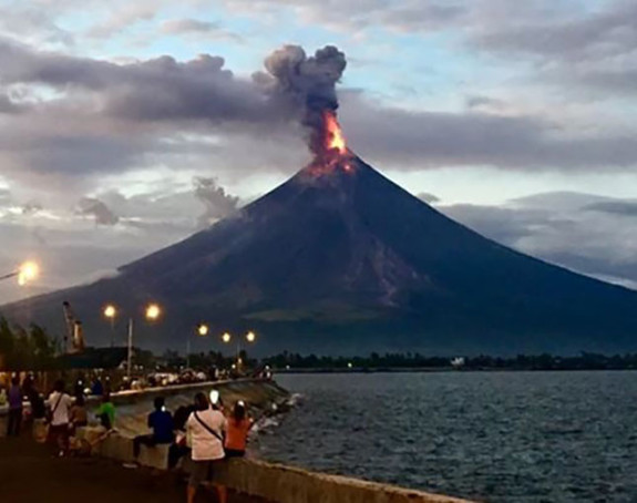Broje se žrtve od erupcije vulkana na Filipinima