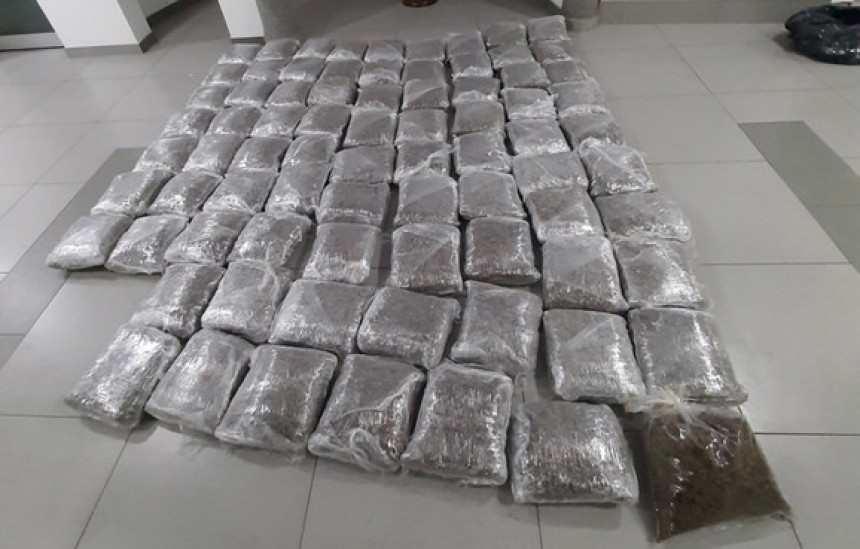 Državljanin Crne Gore u stanu krio 60 kg marihuane