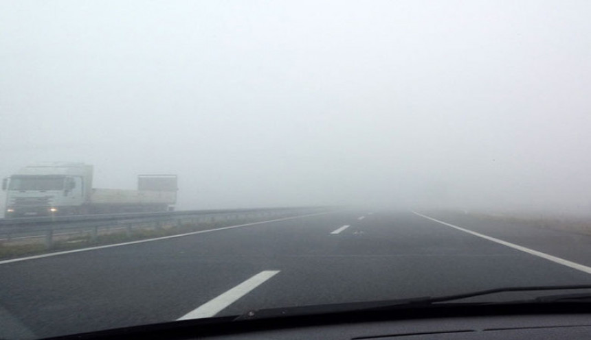 Magla smanjuje vidljivost na putnim pravcima