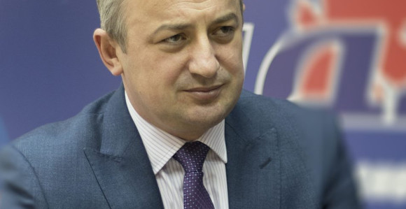 "СНСД повећава буџет институција БиХ, купује оружје од Турске, убрзава НАТО пут..."
