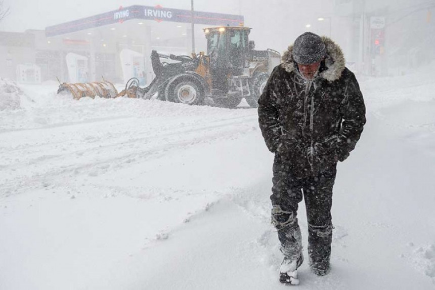 Ванредно стање због сњежне олује у Канади